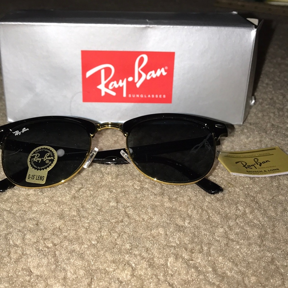 2 HOUR SALE‼️NEW CLUB MASTER RAY-BANS WITH TAG